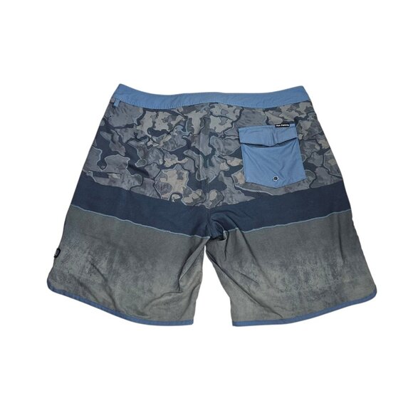 Huk Blue Camo Board Shorts Swim Trunks Men's 40 Fishing Performance Stretch - Picture 5 of 10